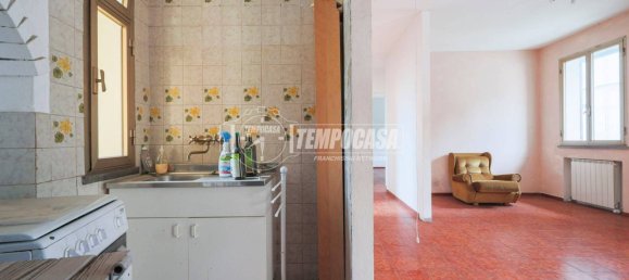 3 bedrooms House in Ravenna, Italy No. 273673 8