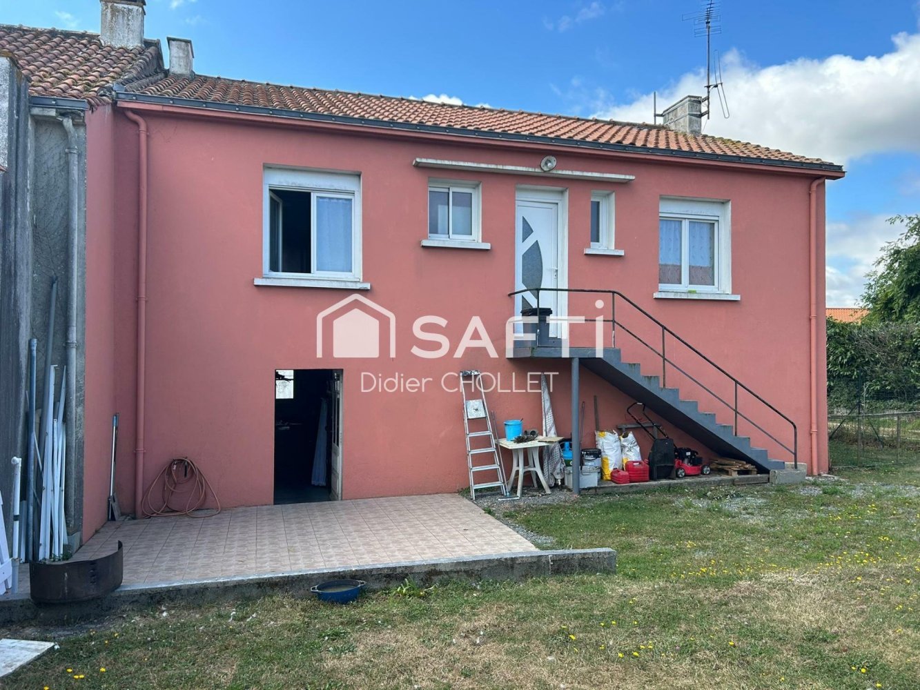 2 bedrooms House in Mache, France No. 283623
