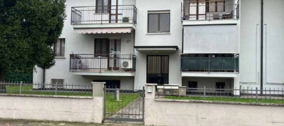 Apartamento de 5 dormitorios en Porto Mantovano, Italy No. 381820 31