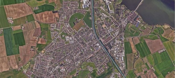 Apartamento de 5 dormitorios en Porto Mantovano, Italy No. 381820 16