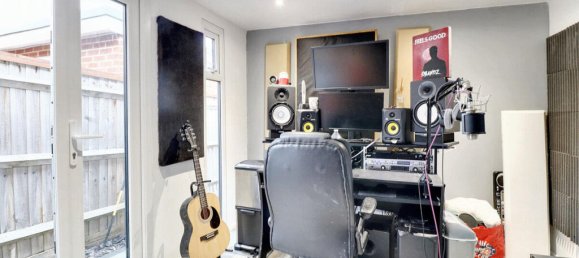 2 Schlafzimmer Haus in Grays, United Kingdom, Nr. 4971 43