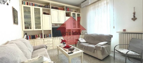 2 chambres Maison à Empoli, Italy No. 113217 4