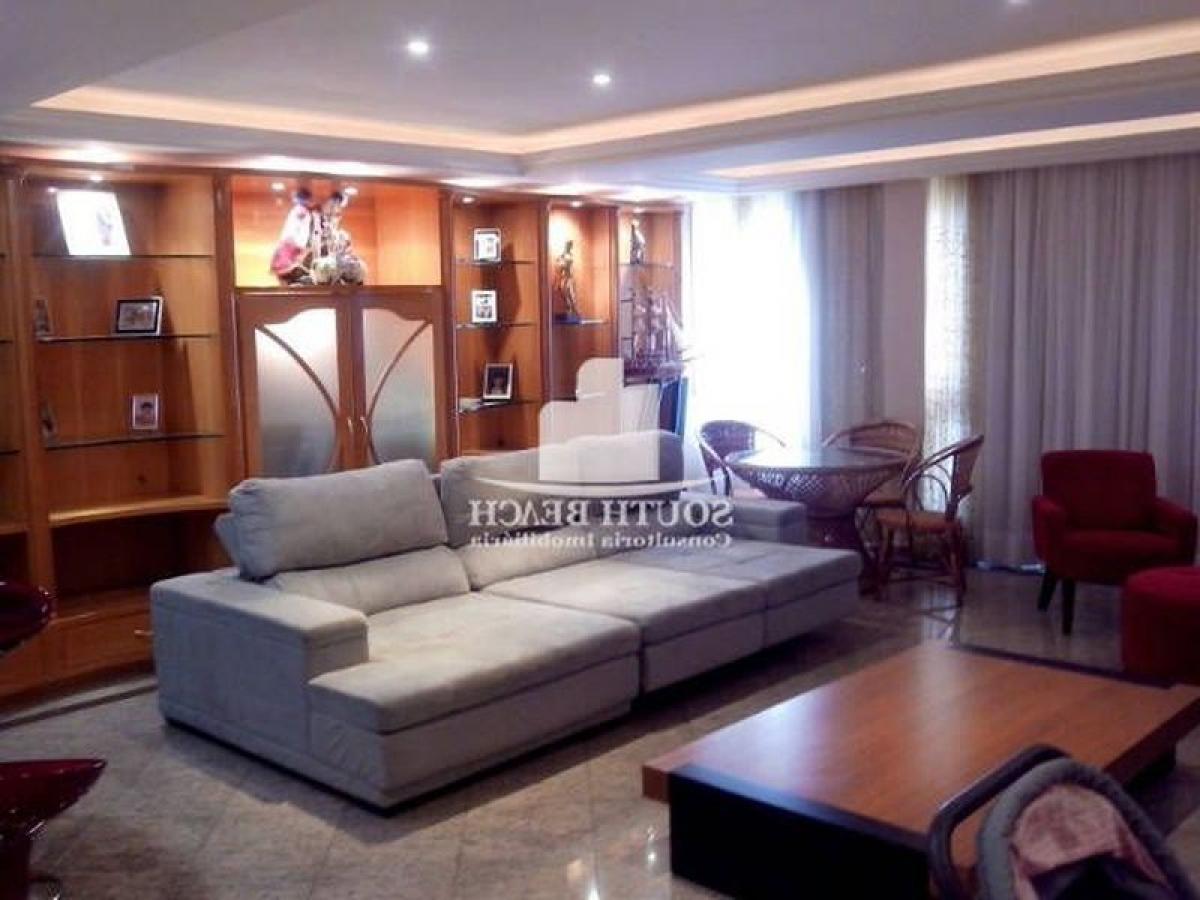 3 bedrooms Apartment in Rio de Janeiro, Brazil No. 536176