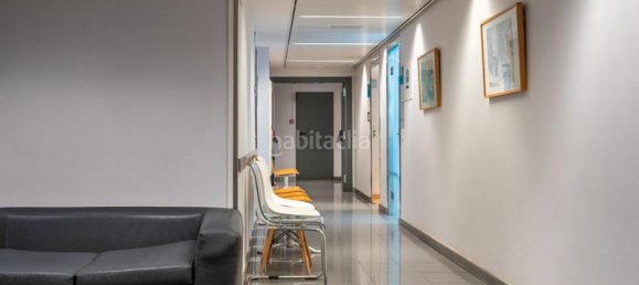 Gewerbliche Immobilie in Barcelona, Spain 62m², Nr. 65059 4