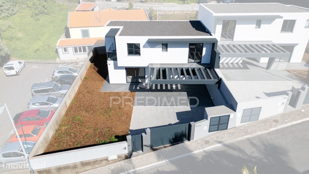 3 غرف نوم منزل في Funchal, Portugal رقم 104443