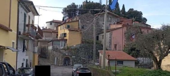 4 rooms Apartment in Sarzana, Italy No. 263410 12