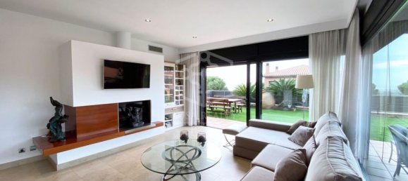 5 bedrooms Villa in Caldes d'Estrac, Spain No. 7446 15