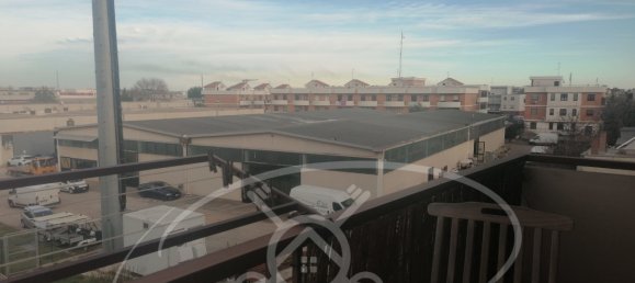 3 rooms Apartment in Foggia, Italy No. 16449 12