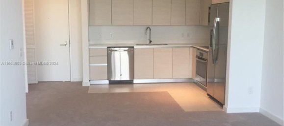 1 Schlafzimmer Gewerbliche Immobilien in Miami, USA, Nr. 614704 4