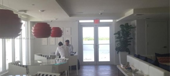 1 Schlafzimmer Gewerbliche Immobilien in Miami, USA, Nr. 614704 7