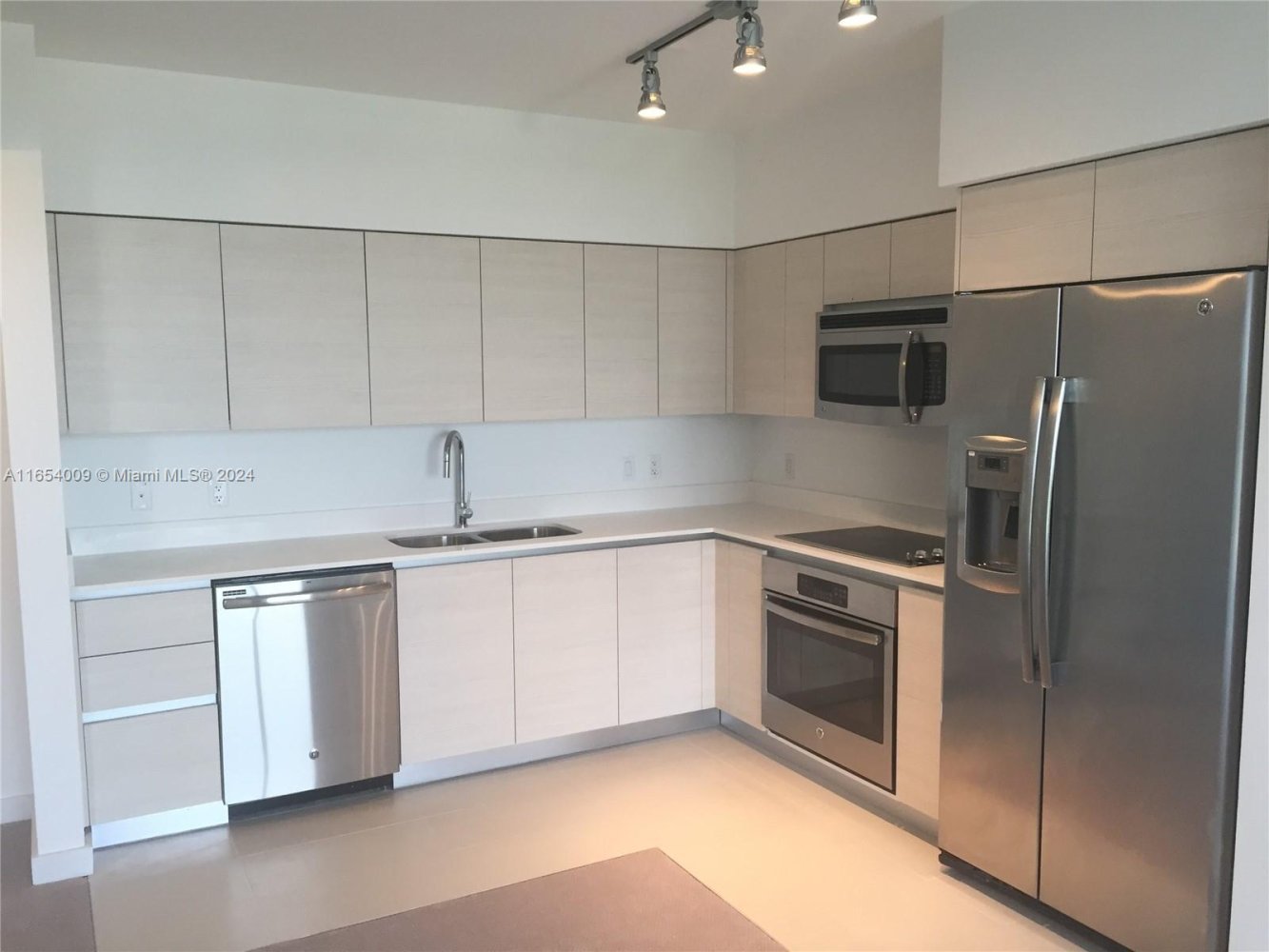 1 Schlafzimmer Gewerbliche Immobilien in Miami, USA, Nr. 614704