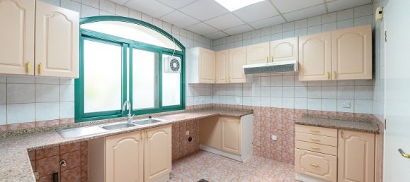 3 Schlafzimmer Villa in Umm Suqeim, UAE, Nr. 4594 7