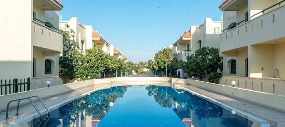 3 Schlafzimmer Villa in Umm Suqeim, UAE, Nr. 4594 9