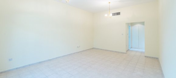 3 Schlafzimmer Villa in Umm Suqeim, UAE, Nr. 4594 11