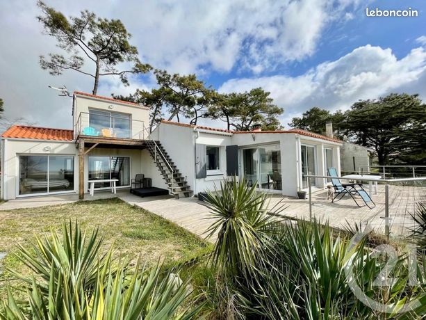 3 bedrooms House in La Tranche-sur-Mer, France No. 286747