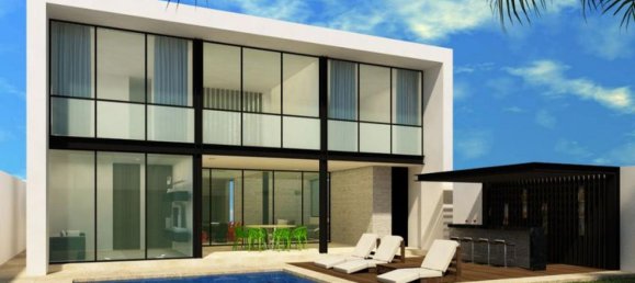 4 bedrooms House in Merida, Mexico No. 180755 2