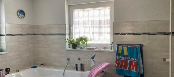 5 rooms House in Mansfeld-Sudharz, Germany No. 287772 9