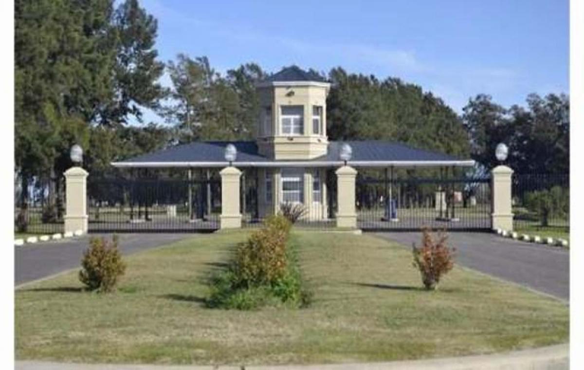  Land in Presidente Peron, Argentina No. 116934