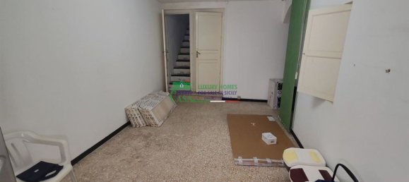 Дом с 10 комнатами в Рагуза, Италия № 138714 25