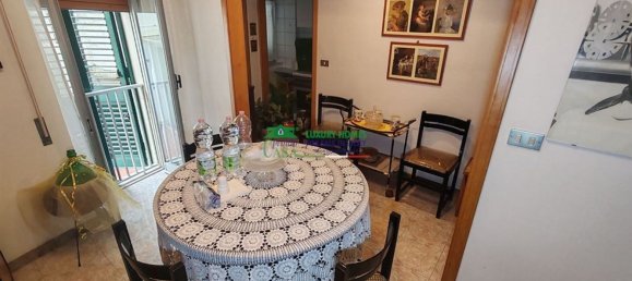 Дом с 10 комнатами в Рагуза, Италия № 138714 5