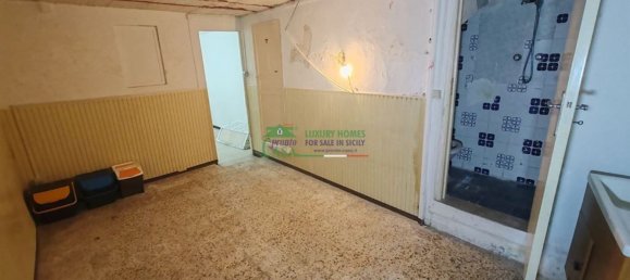 Дом с 10 комнатами в Рагуза, Италия № 138714 28