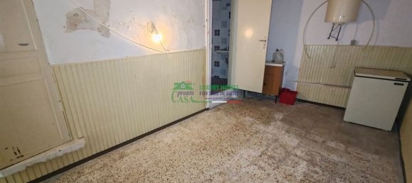 Дом с 10 комнатами в Рагуза, Италия № 138714 27