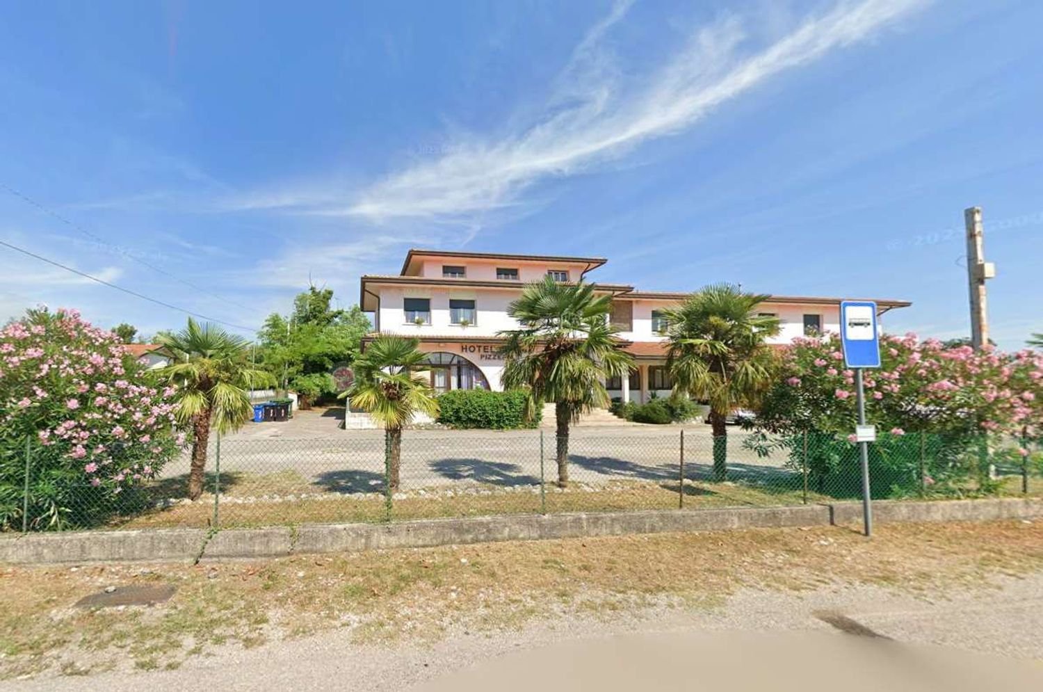 Здание 1270м² в Порденоне, Италия № 307575