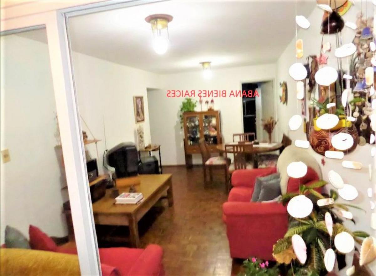 2 bedrooms Apartment in Montevideo, Uruguay No. 5503