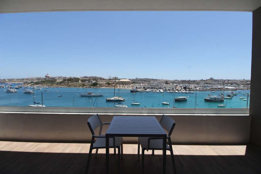 3 chambres Appartement à Sliema, Malta No. 6938