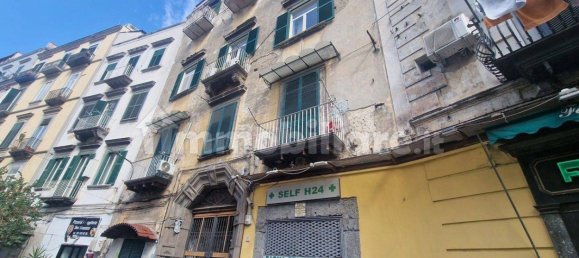 Квартира с 2 спальнями в Неаполь, Италия № 299243 13