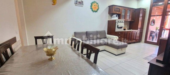 Квартира с 2 спальнями в Неаполь, Италия № 299243 3