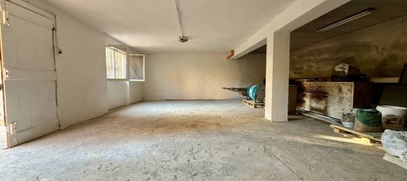 Apartamento de 4 dormitorios en Imperia, Italy No. 363735 18