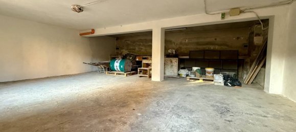 Apartamento de 4 dormitorios en Imperia, Italy No. 363735 17