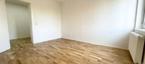 4-salle Appartement à Graz, Austria No. 12560 3