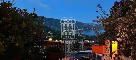 Квартира с 2 комнатами в Рапалло, Италия № 166001 6