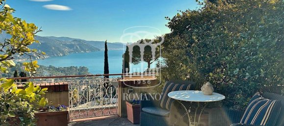 Квартира с 2 комнатами в Рапалло, Италия № 166001 2