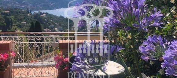 Квартира с 2 комнатами в Рапалло, Италия № 166001 4