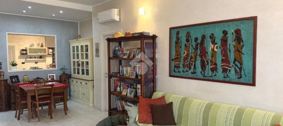 4-salle Appartement à Bologna, Italy No. 171716 5