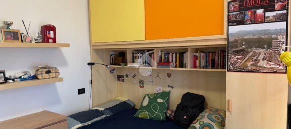 4-salle Appartement à Bologna, Italy No. 171716 28