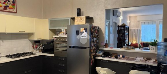 4-salle Appartement à Bologna, Italy No. 171716 12