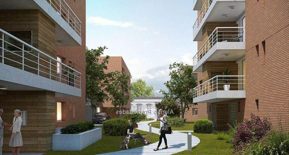 Apartamento de 3 dormitorios en Montevideo, Uruguay No. 11009