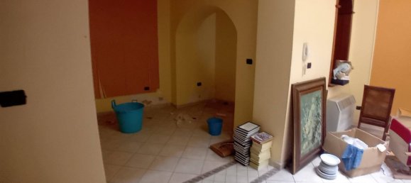 4 rooms House in Airola, Italy No. 262956 7
