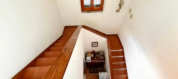 4 bedrooms Villa in Castelfiorentino, Italy No. 312273 8