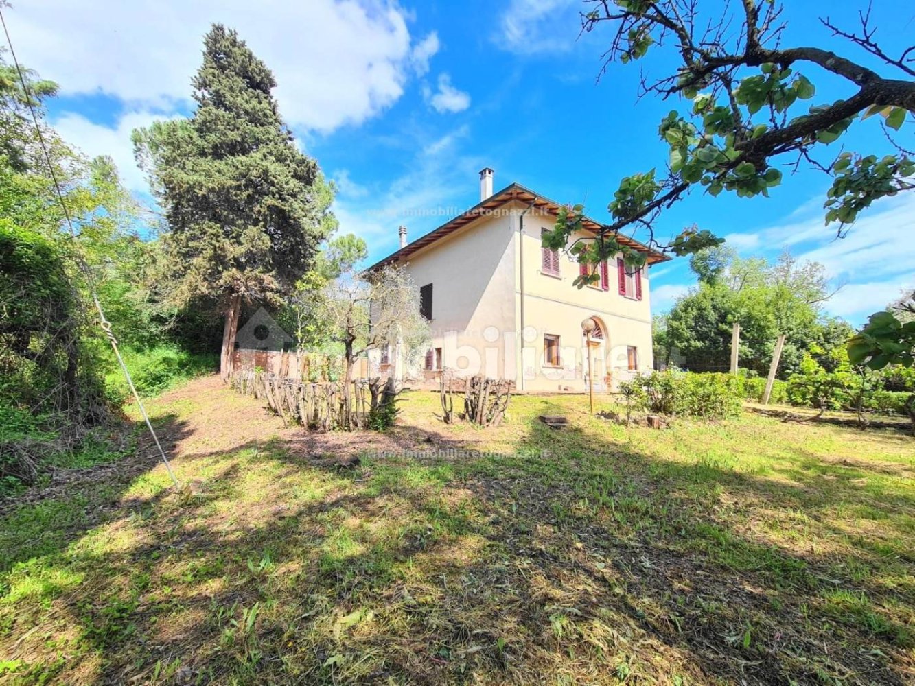 4 bedrooms Villa in Castelfiorentino, Italy No. 312273