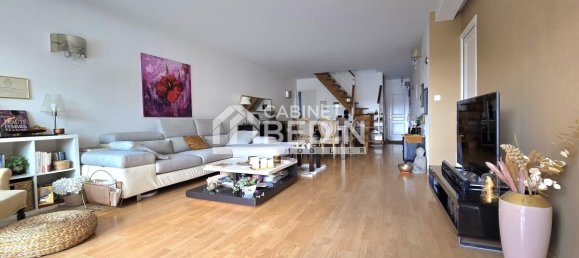 3 Schlafzimmer Haus in Merignac, France, Nr. 293393 2