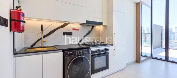 Studio in Business Bay, UAE No. 99320 2