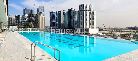 Studio in Business Bay, UAE No. 99320 9