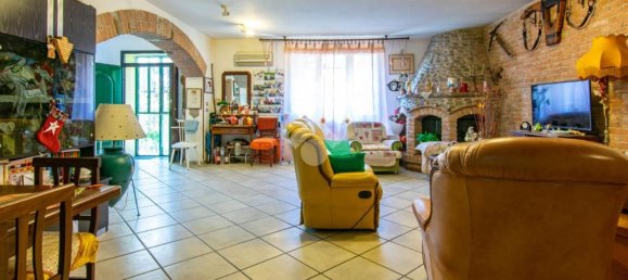 5 rooms House in Ferrara, Italy No. 213287 14