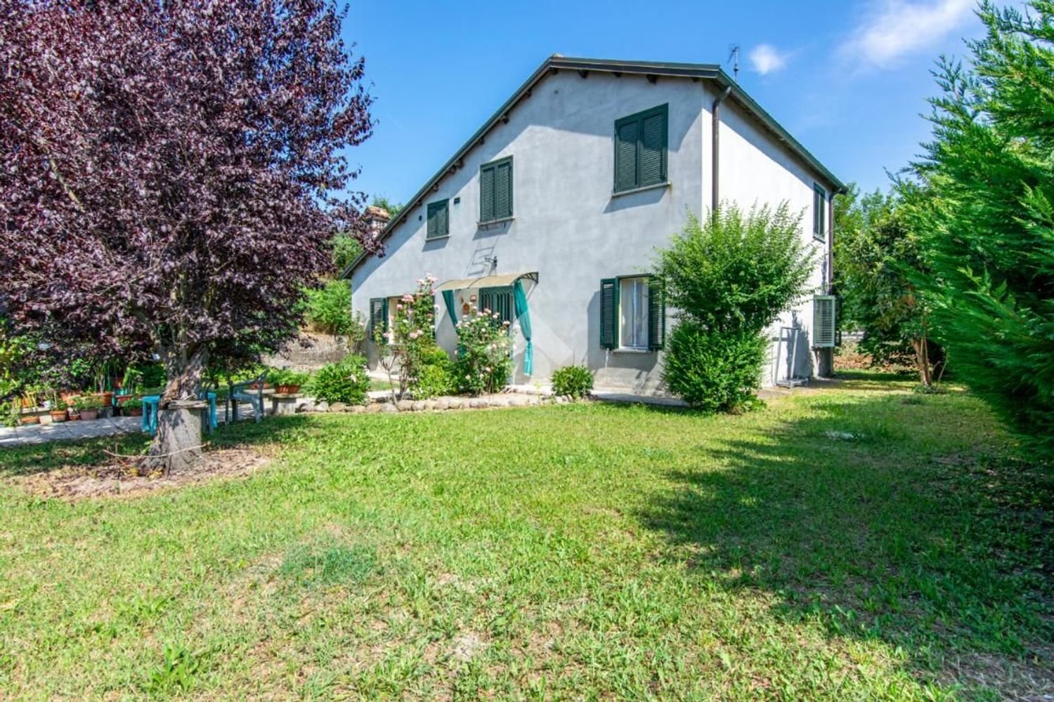 5 rooms House in Ferrara, Italy No. 213287