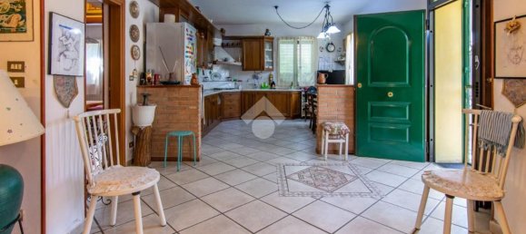 5 rooms House in Ferrara, Italy No. 213287 10